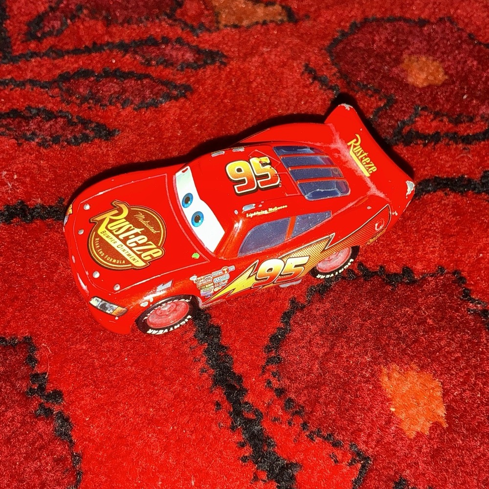 🏁 Disney Pixar Cars-Chase- Rust-eze Lightning McQueen Car‎ 🏁